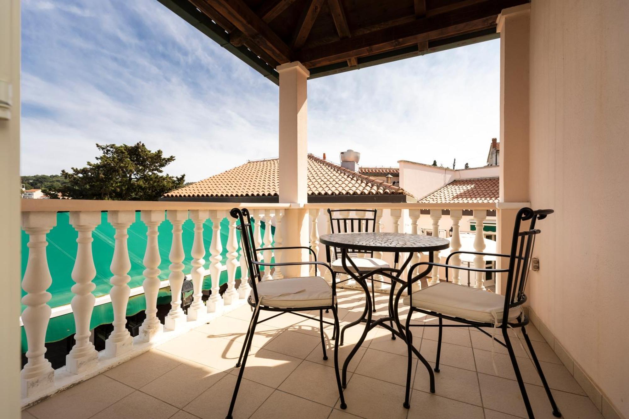 Villa Cassia Mali Lošinj Екстериор снимка